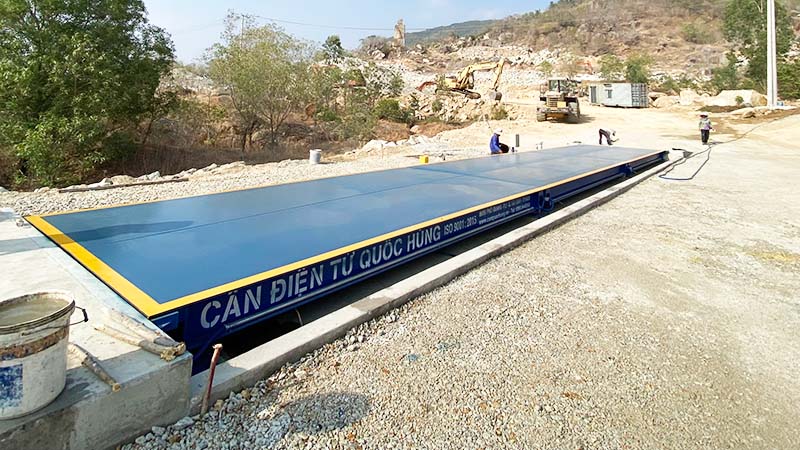 quoc-hung-corp-dich-vu-banner-bao-hanh